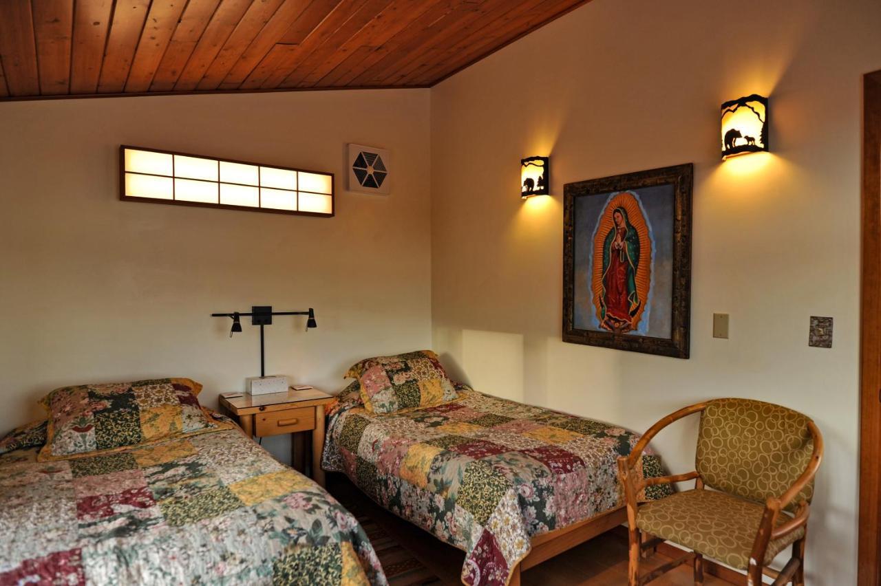Heart And Wings Retreat Center Apartment Silver City Exterior photo